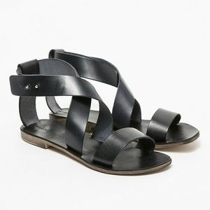 Intentionally Blank Rive Black Leather Size 8